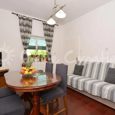 Apartment Apartman Antonela *